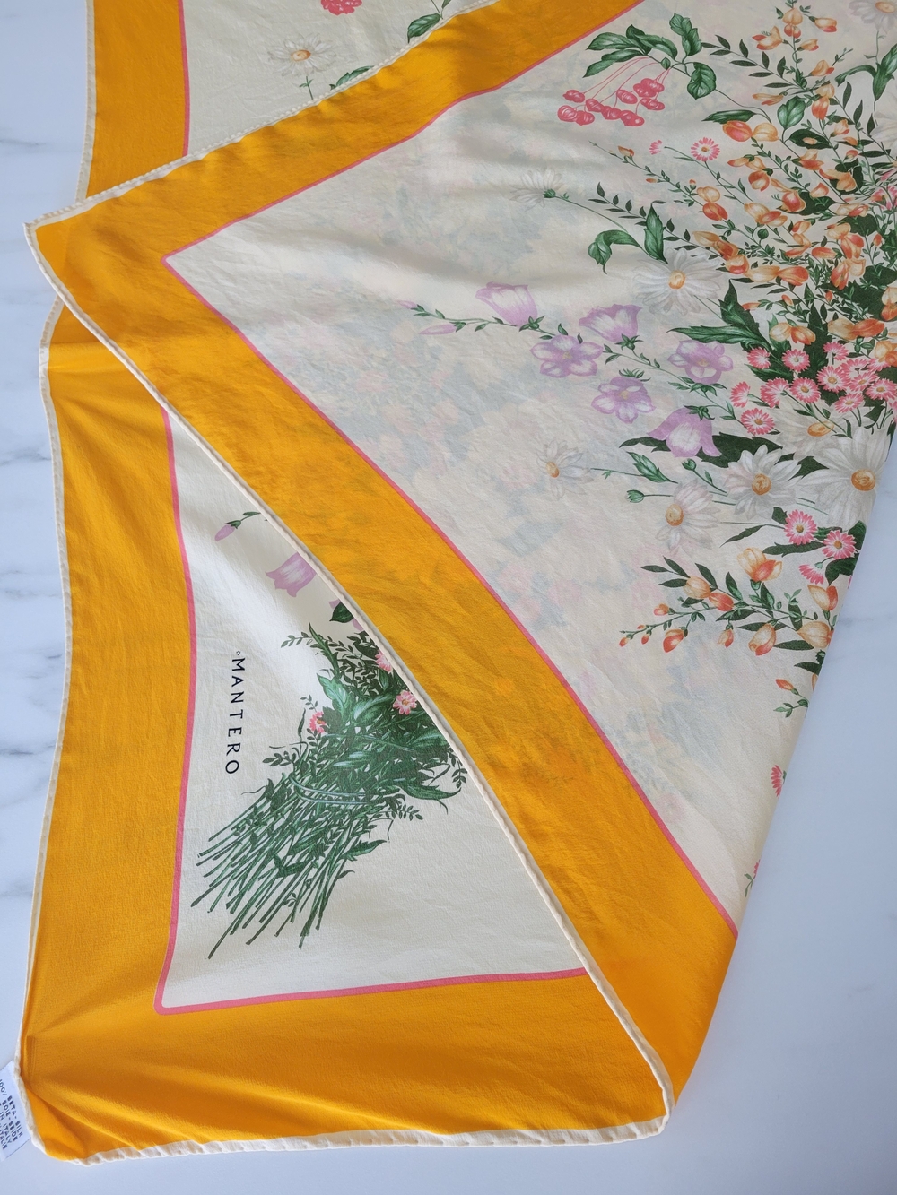 Vintage Mantero Italian Silk Scarf 80s Wildflower Botanical Marigold Carre 33" - Picture 3 of 8